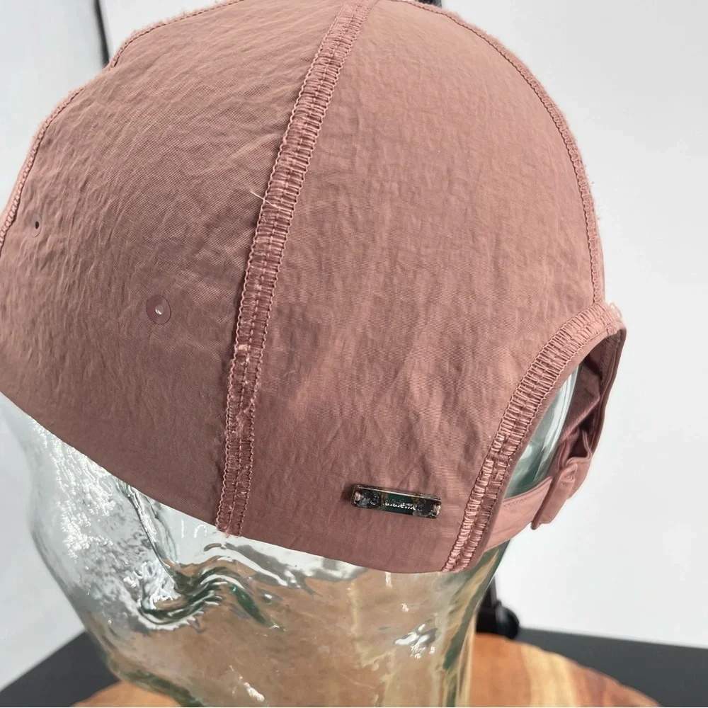 Lululemon Women’s‎ Soft Baller Hat in pink